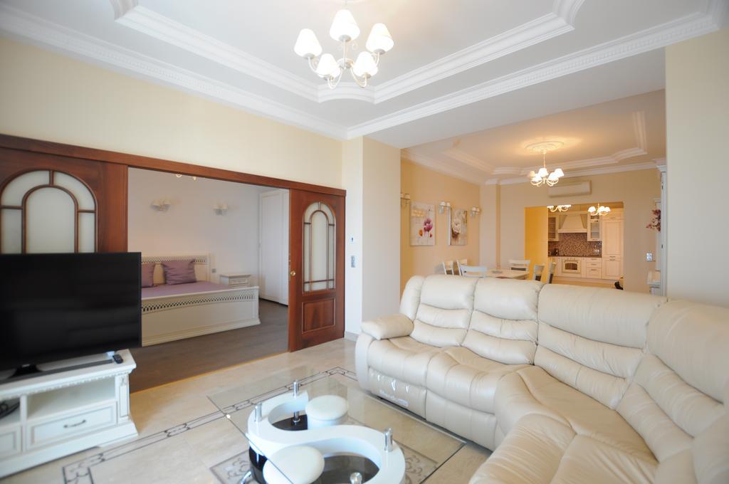 53 Promenade Des * Nizza